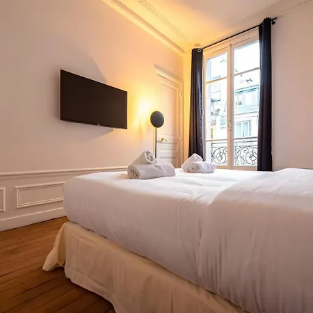 Apartment Tbs 326 - Superb With Eiffel Tower View Paris