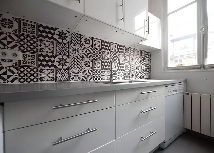 Tbs 326 - Superb With Eiffel Tower View Apartment *