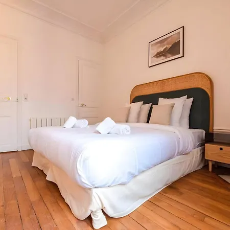 Tbs 326 - Superb With Eiffel Tower View 公寓